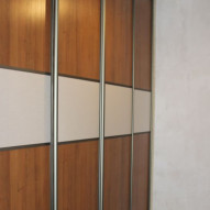 Комбинированные двери шкафа с использованием ламинированной ДСП