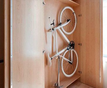 специальный шкаф для велосипеда